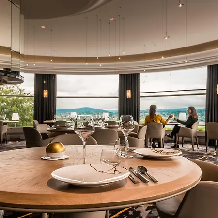 Hotel Les Trésoms Lake&spa 4*