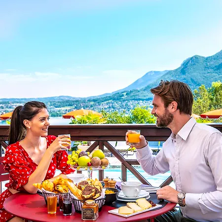 Hotel Les Trésoms Lake&spa 4*
