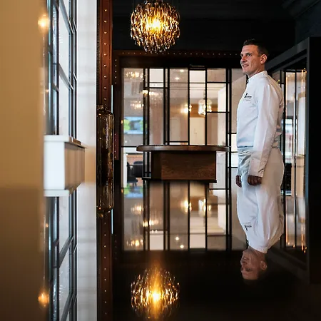 Hotel Les Trésoms Lake&spa 4*