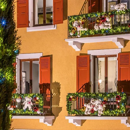 Hotel Les Tresoms And 4*